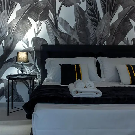Tropical Boutique N Apartment *